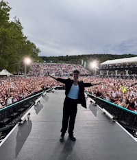 Lex Wolff Live Performance